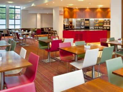 Hotel Express & By Ihg 2*